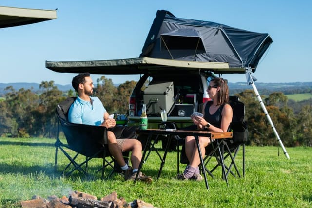 Nomad 1300 Rooftop tent